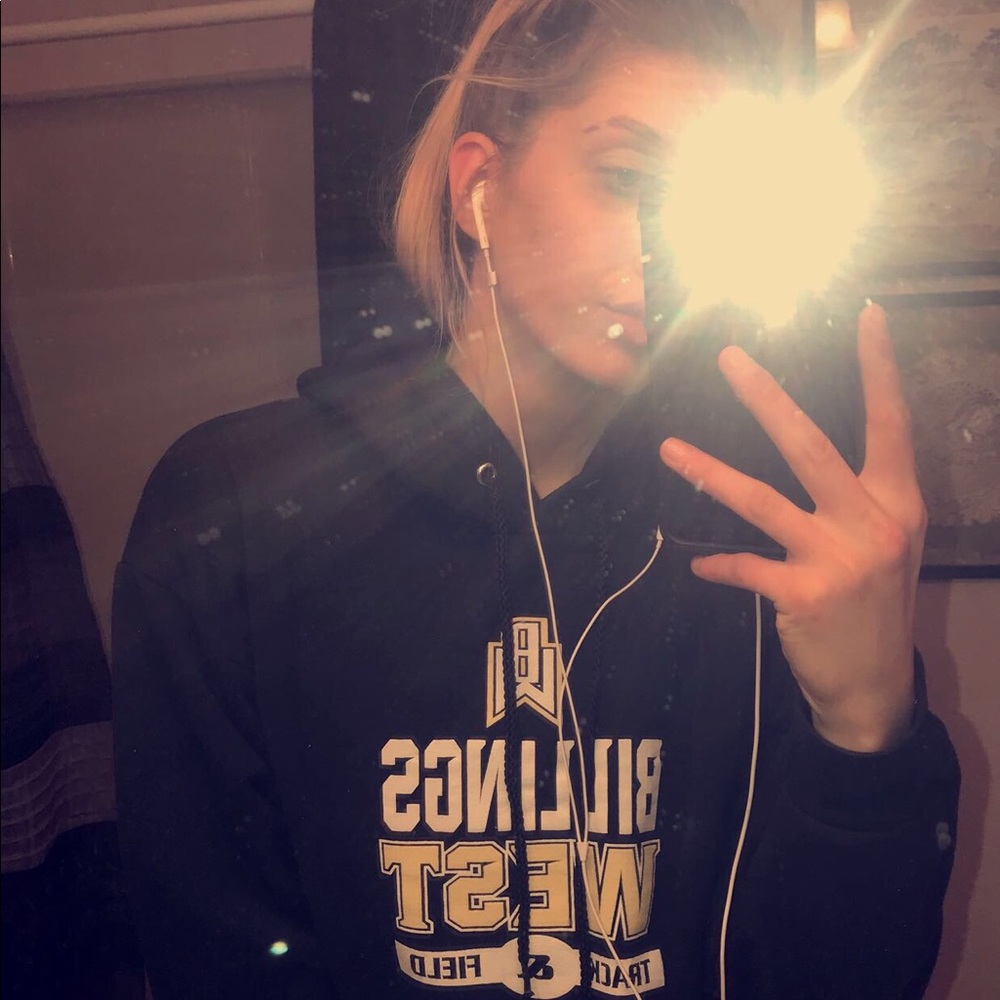 Meet your Posher, Whitney